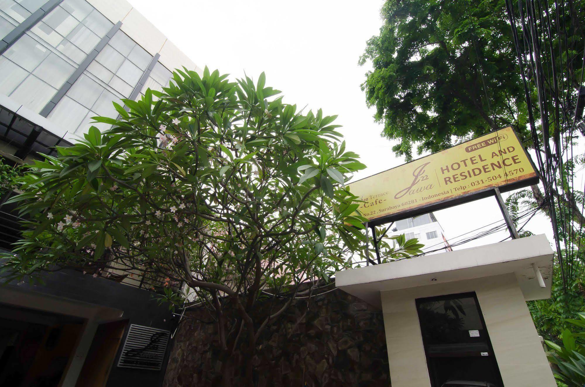 Hotel RedDoorz near Gubeng Station Surabaya Exterior foto